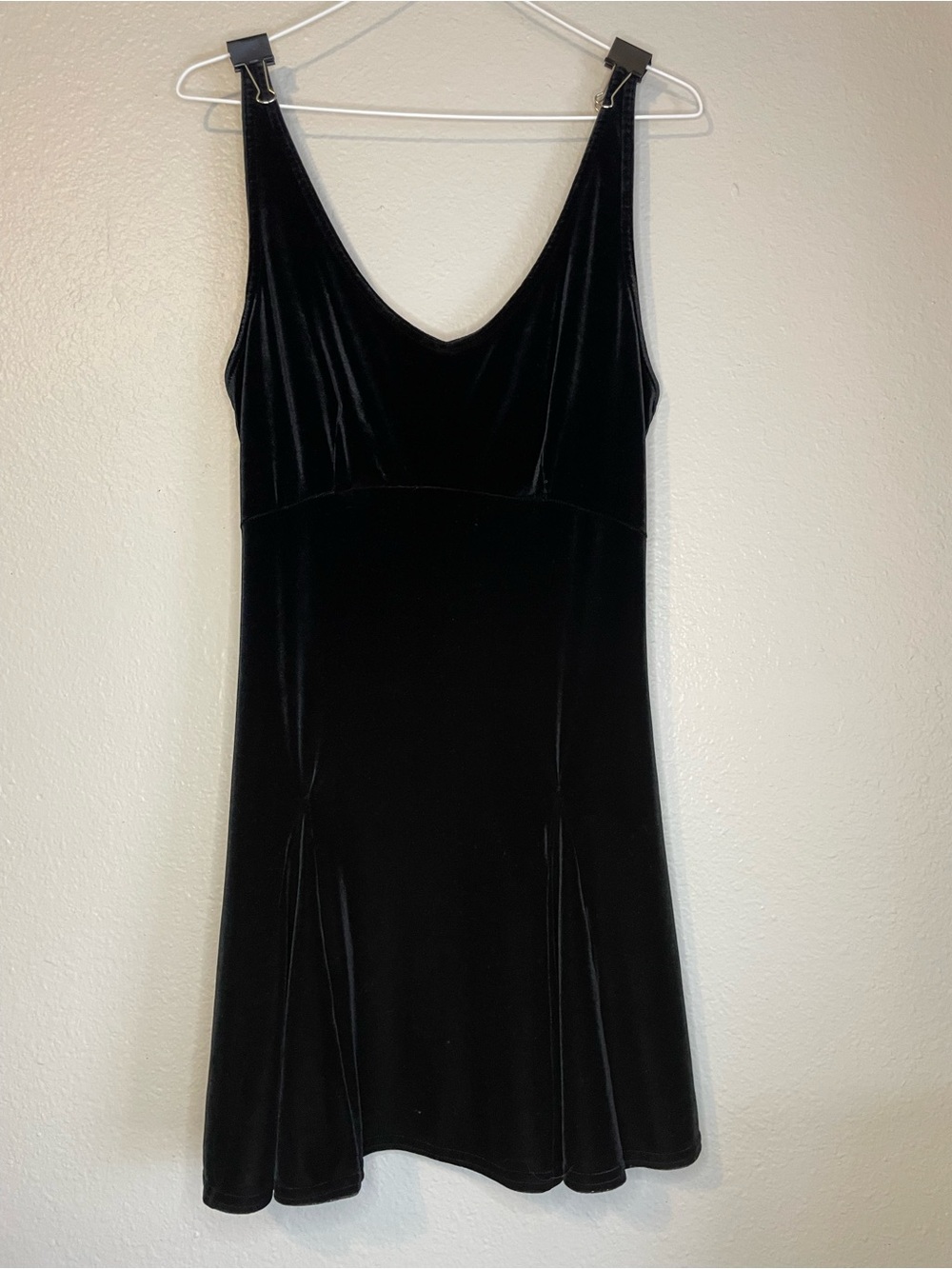 Classic Black Velvet Mini Dress with V-Neck